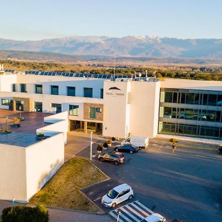 Hospedium Hotel Valles De Gredos Golf Talayuela Exteriér fotografie