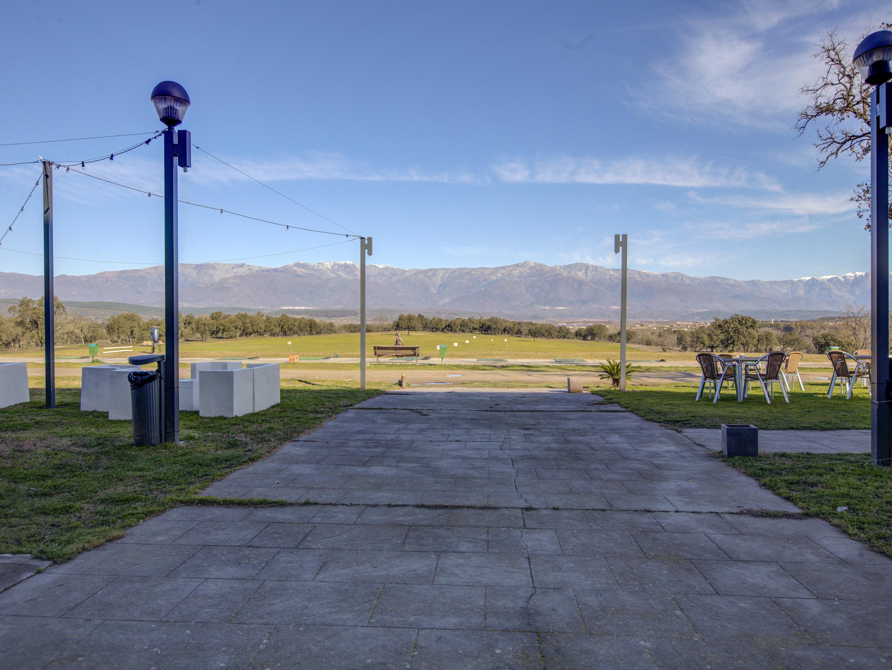 Hospedium Hotel Valles De Gredos Golf Talayuela Exteriér fotografie